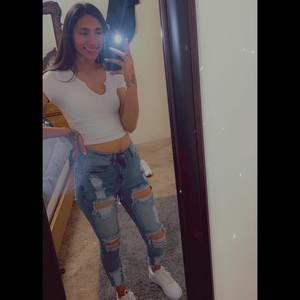 Meet your Posher, Anastacia